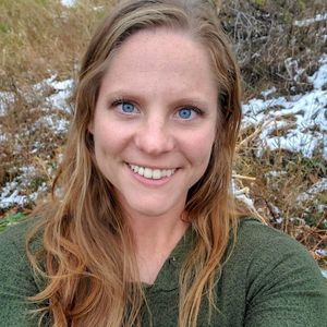 Meet your Posher, Caitlin